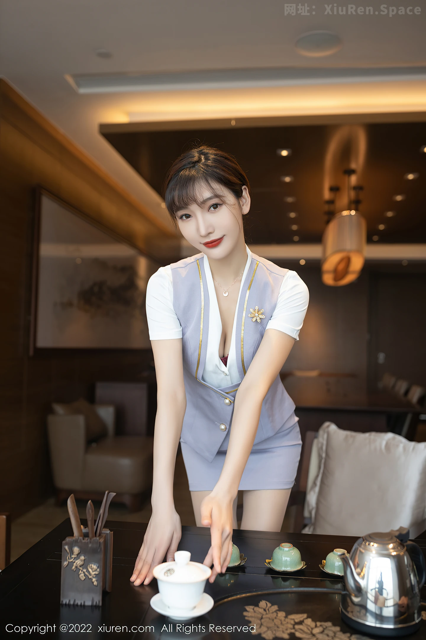 图片[6]-[XiuRen秀人网]VOL.4694 模特陆萱萱珠三角旅拍茶艺师角色扮演红色内衣配肉丝诱惑写真78P-秀人网官方网站